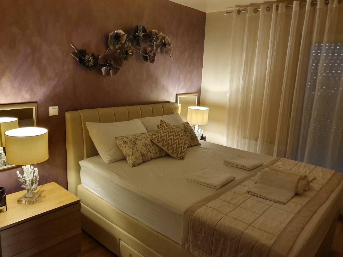 "Monte Paradiso" - Marine And Sea View, Free Parking Pula Exterior foto